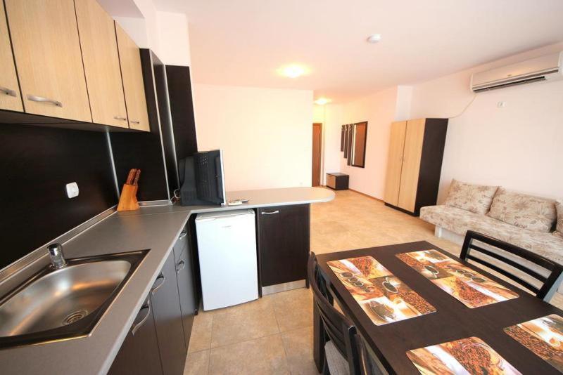 Menada Grand Kamelia Apartments Σάνι Μπιτς Δωμάτιο φωτογραφία